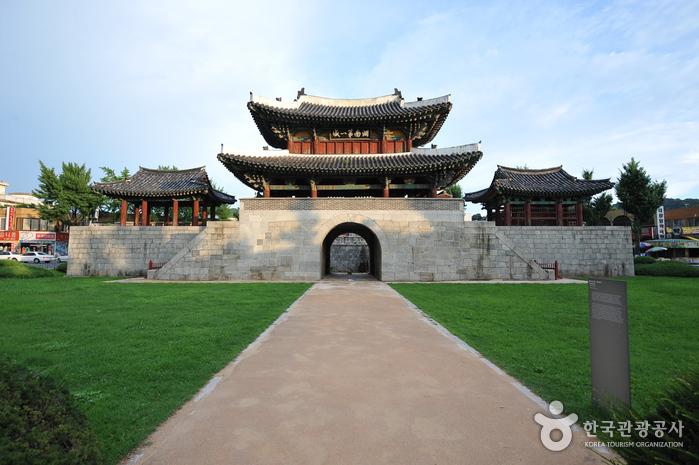 전주 한옥마을 — 도심 속 전통 양택